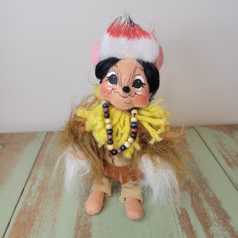 Annalee 2004 Tribal/Native-Inspired Mouse – 7” Figurine – Beaded